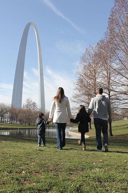 Free things to do in St. Louis with kids | View of the Gateway Arch