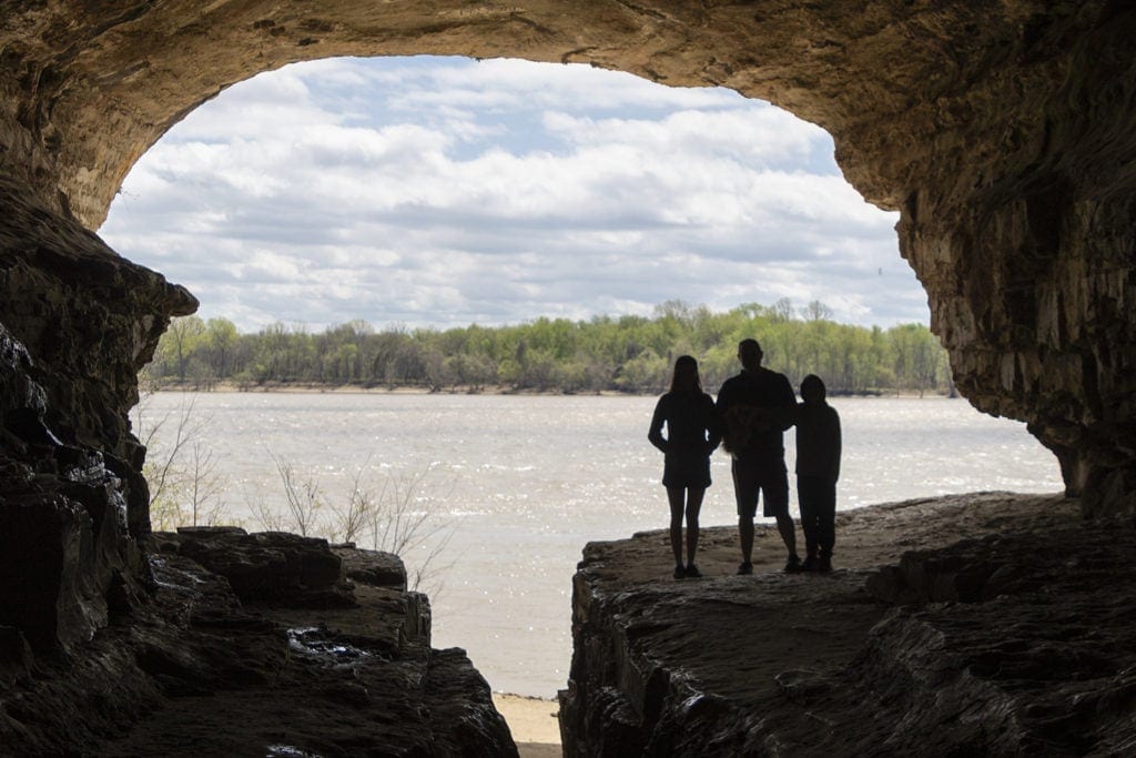 Shawnee Secrets: Top Things to Do in Shawnee National Forest cave in rock shawnee national forest