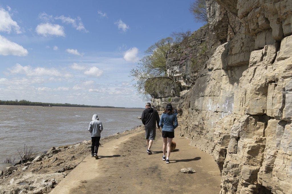 Shawnee Secrets: Top Things to Do in Shawnee National Forest cave in rock southern illinois things to do