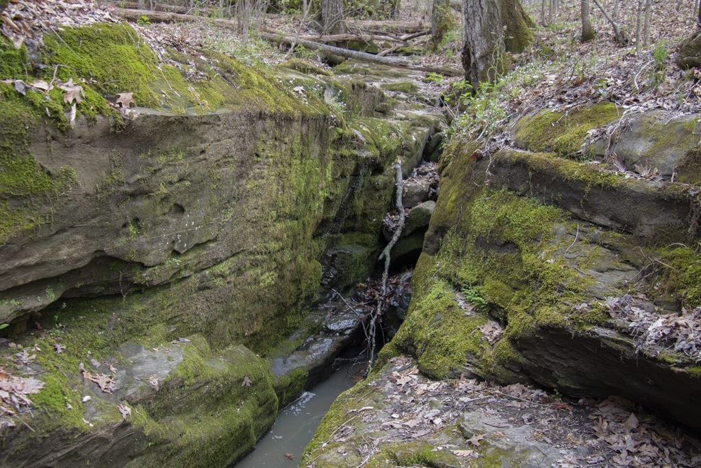 Pomona Natural Bridge waterfall