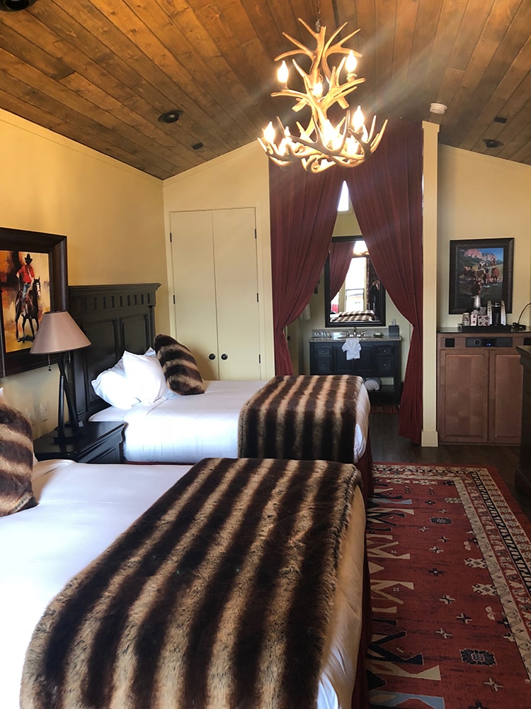 A picture of the inside of the cabin at Capitol Reef Resort. 